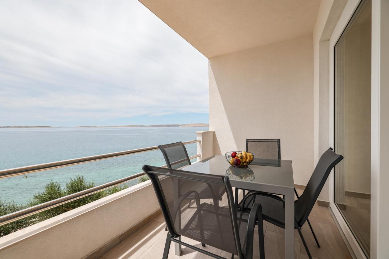 Beachfront Apartments Tic With Seaview Miletici Екстериор снимка
