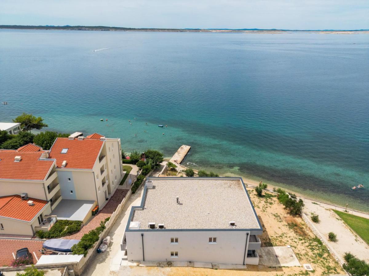Beachfront Apartments Tic With Seaview Miletici Екстериор снимка