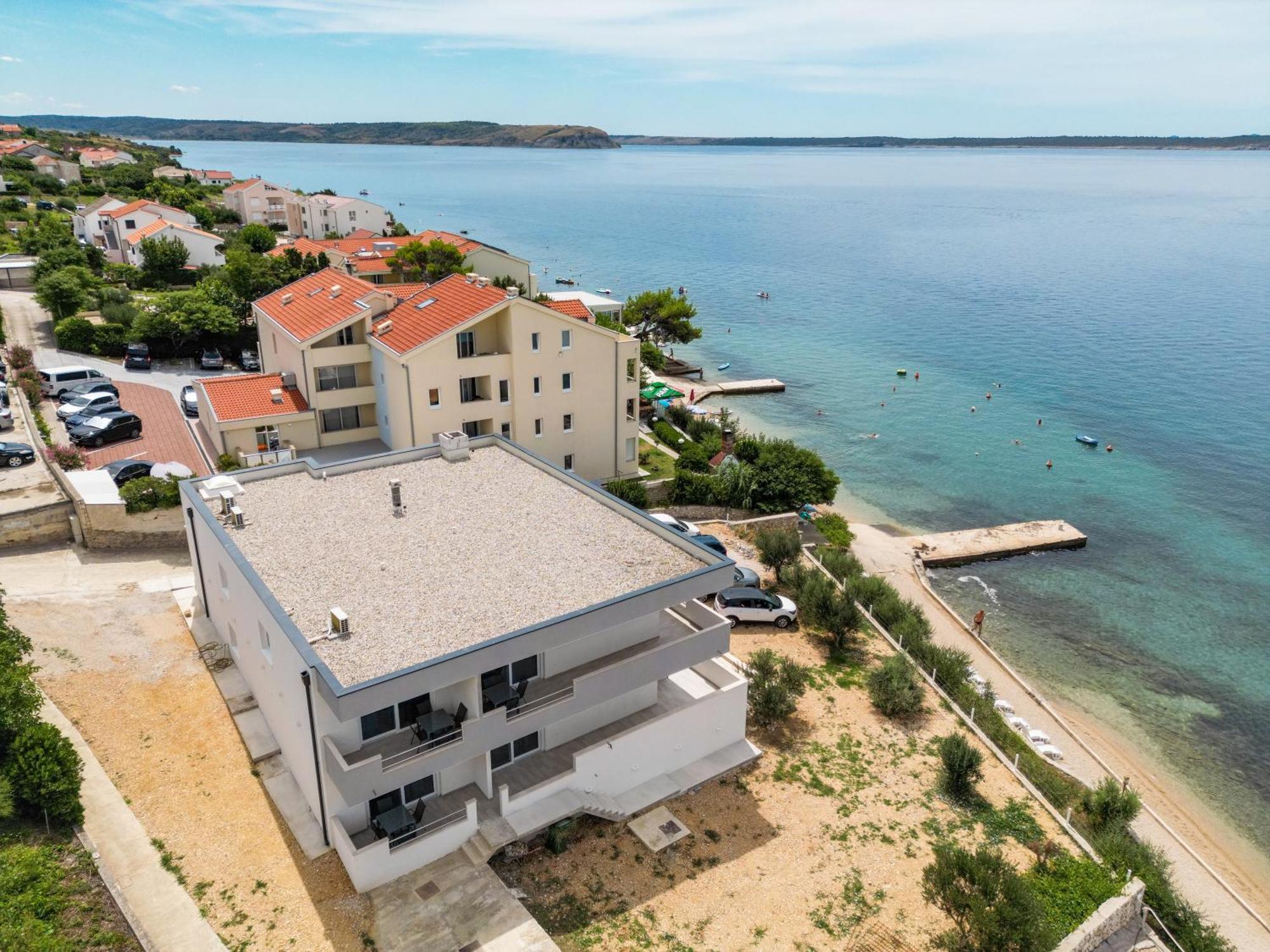 Beachfront Apartments Tic With Seaview Miletici Екстериор снимка